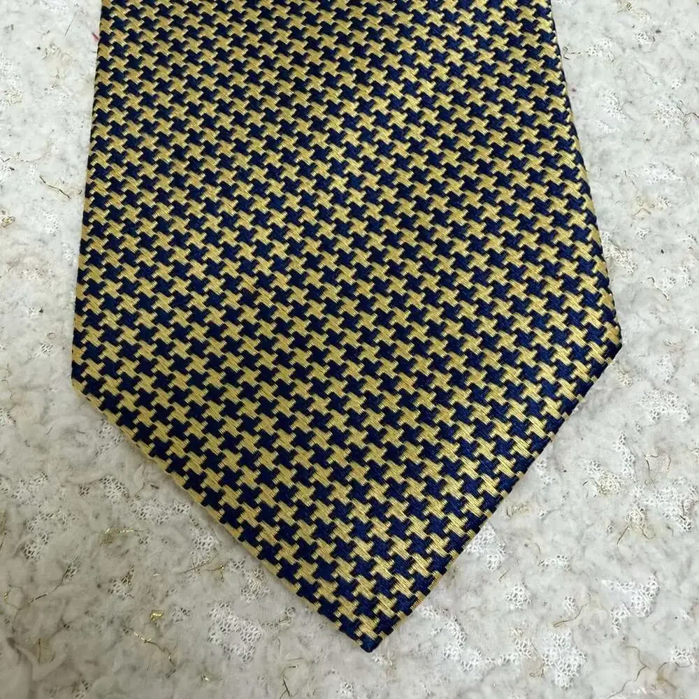 Brooks Brothers Silk Houndstooth Necktie Blue Gold